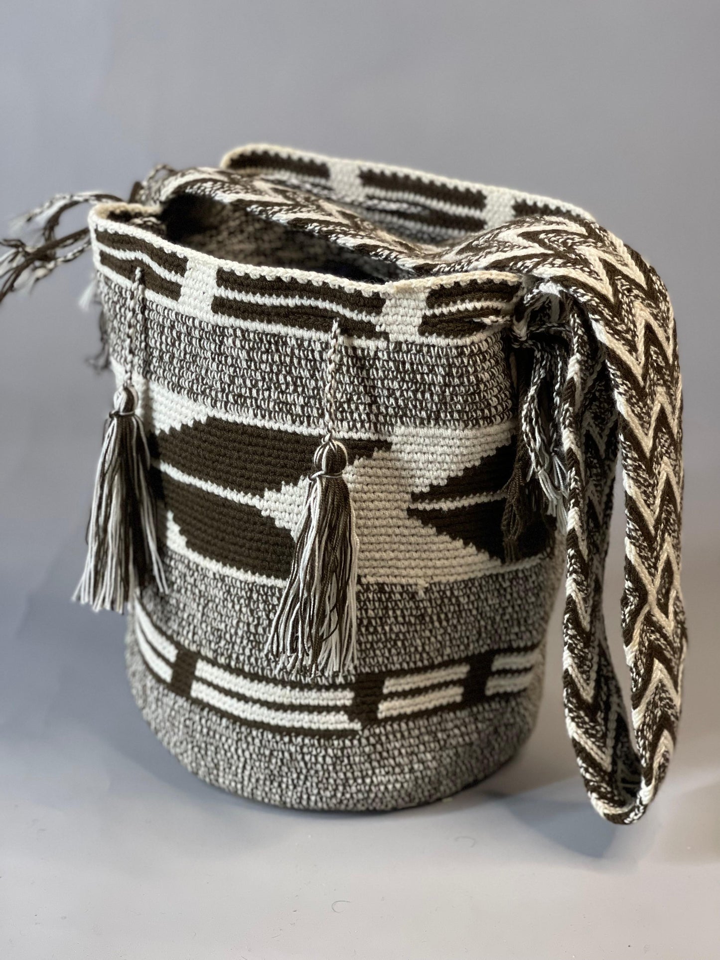 Mochilas GRANDE Diseño Hombre 🔹🩶 (31x28)
