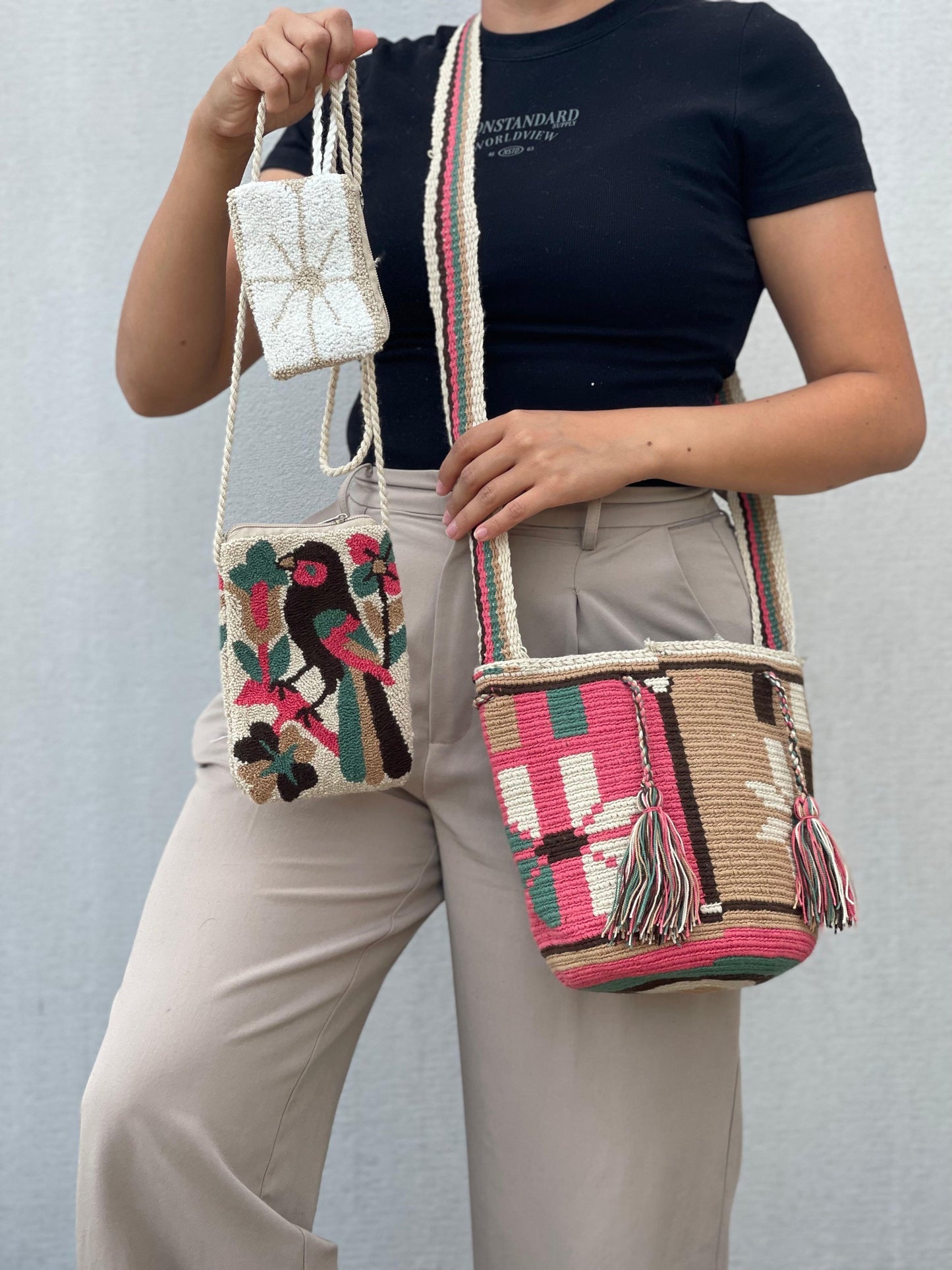 ✨Combo: Mochila MEDIANA Diseño+ Portacelular + (MONEDERO GRATIS) 🎁
