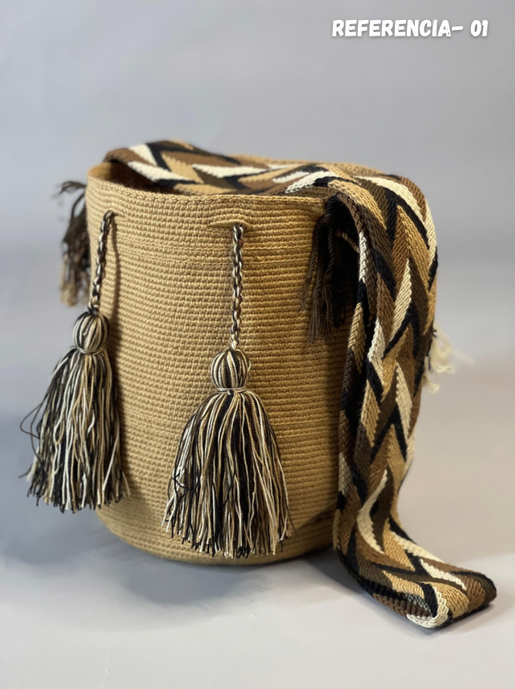 Mochila GRANDE Unicolor Tonos Tierra 🌎(31x28)