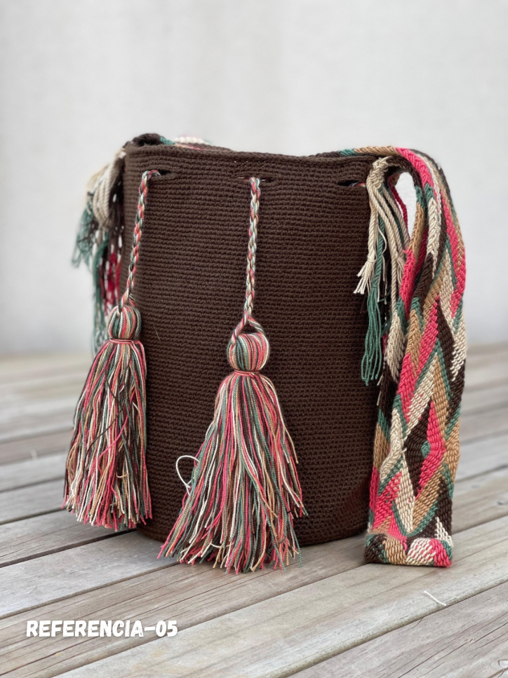 Mochila GRANDE Unicolor Tonos Tierra 🌎(31x28)