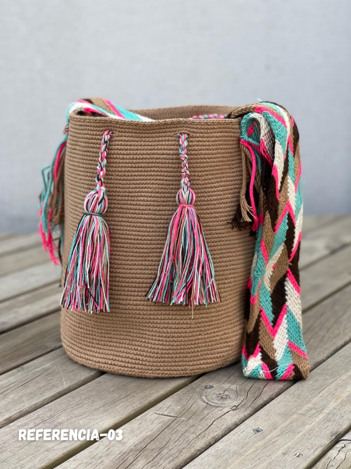 Mochila GRANDE Unicolor Tonos Tierra 🌎(31x28)