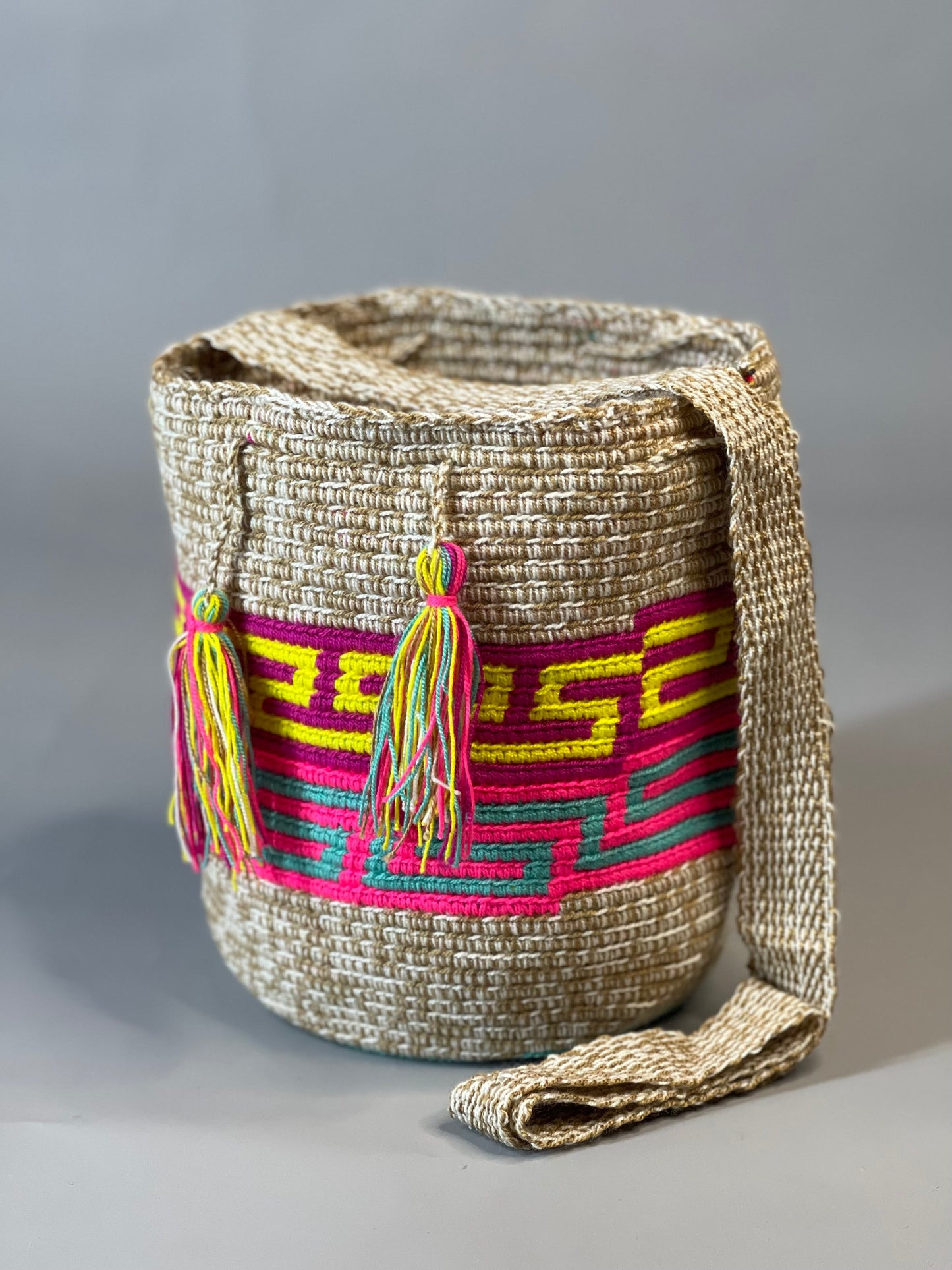 Mochila MEDIANA Tradicional 🎨 (21x18)