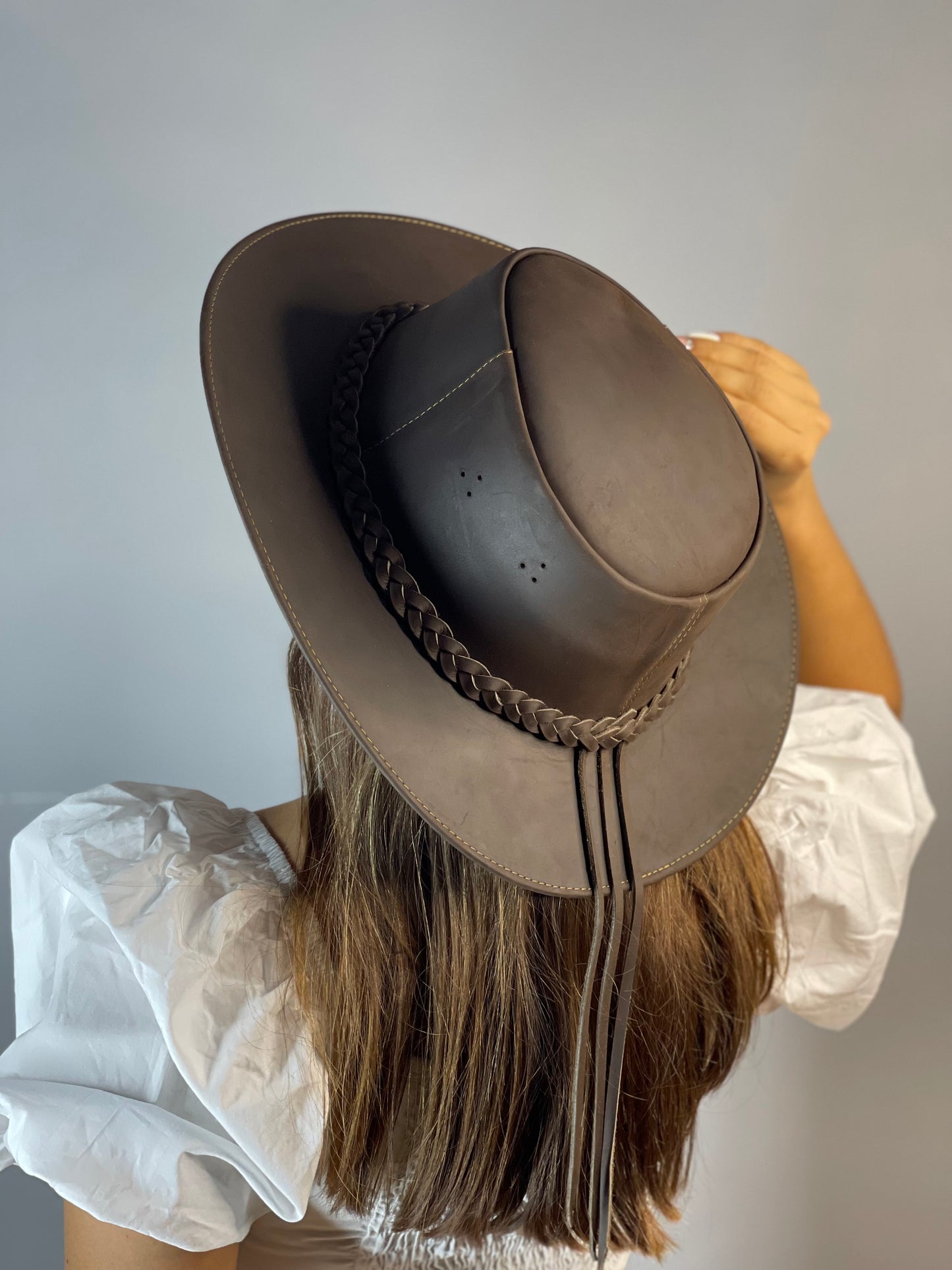 Sombrero Cuero Correas