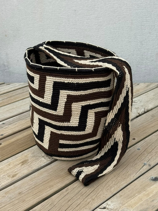 Mochila GRANDE tipo Arhuaca (30x28)