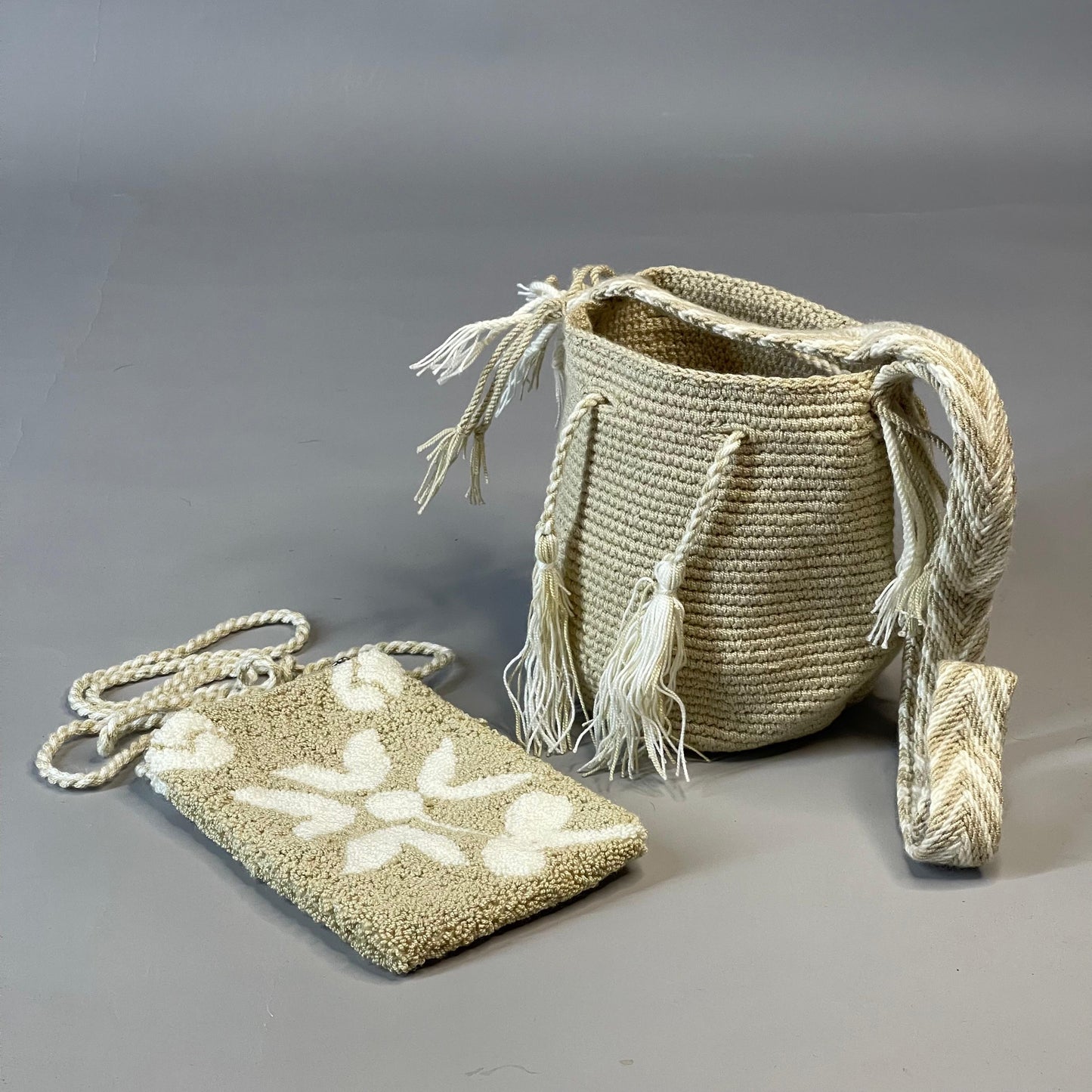 🎒📱 Combo Wayuu: Mochila Pequeña + PortaCelular 🚚✨