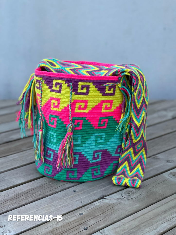 Mochila GRANDE Tonos Rosa🌹💞(31x28)