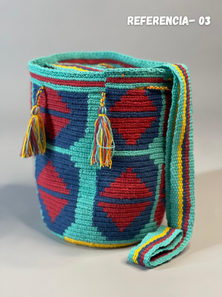 Mochila MEDIANA Tradicional 🎨 (21x18)