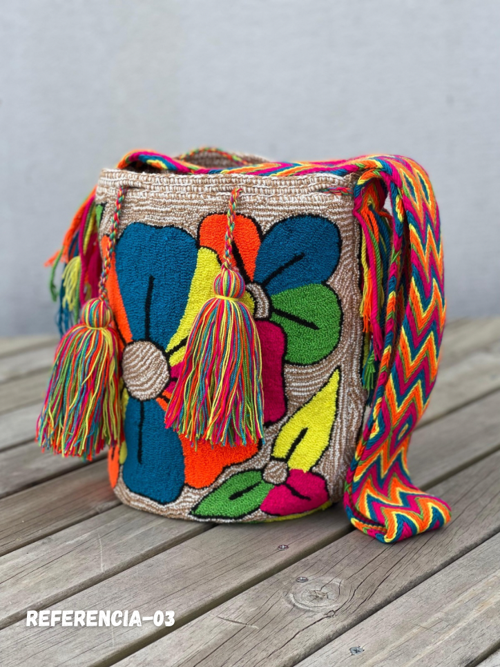 Mochila GRANDE Tapizada (31x28)🦜