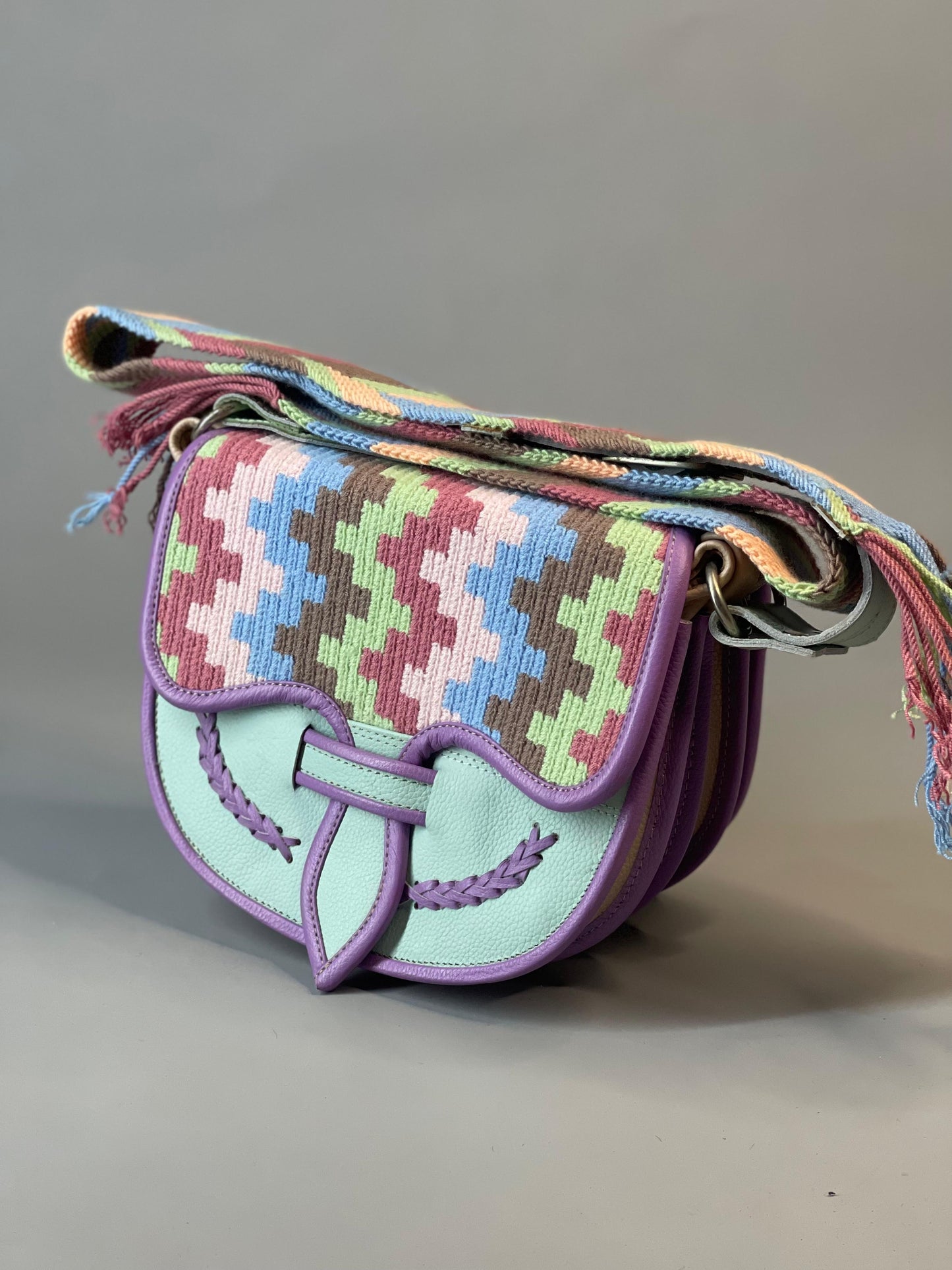 ⭐️ 👜CARRIEL WAYUU (21x26cm)😍