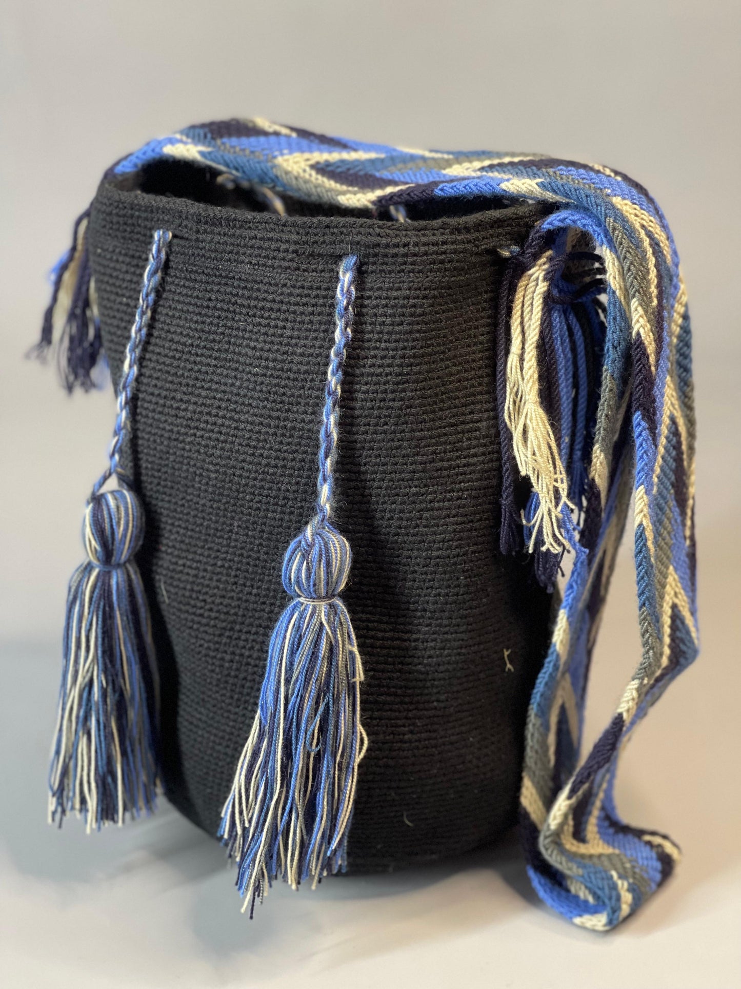 Mochila GRANDE Negra⚫️ 🎩(31x28)