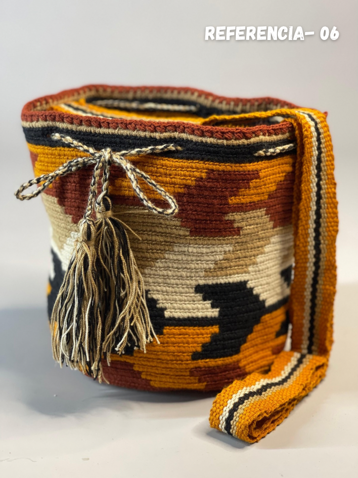 Mochila MEDIANA Tradicional 🎨 (21x18)