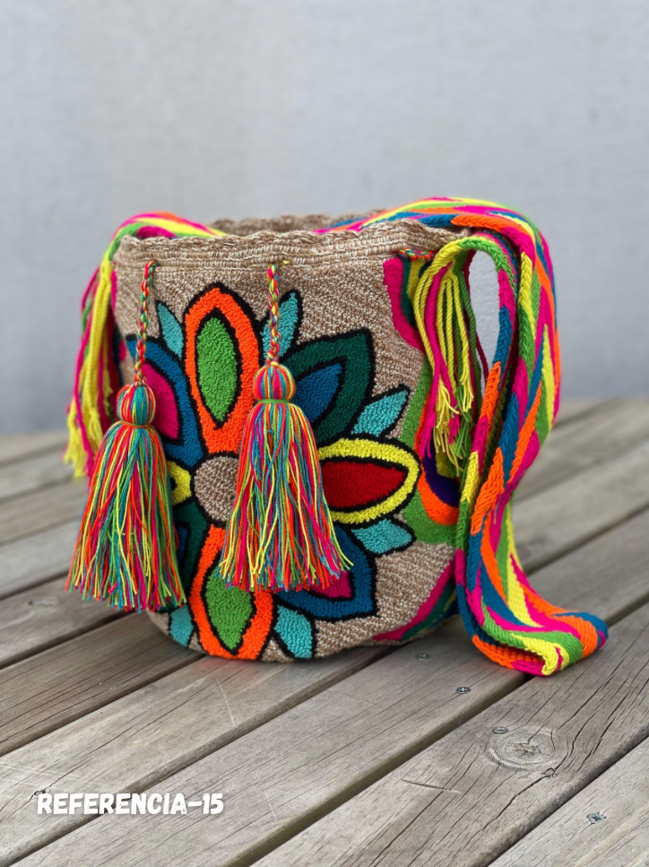 Mochila GRANDE Tapizada (31x28)🦜