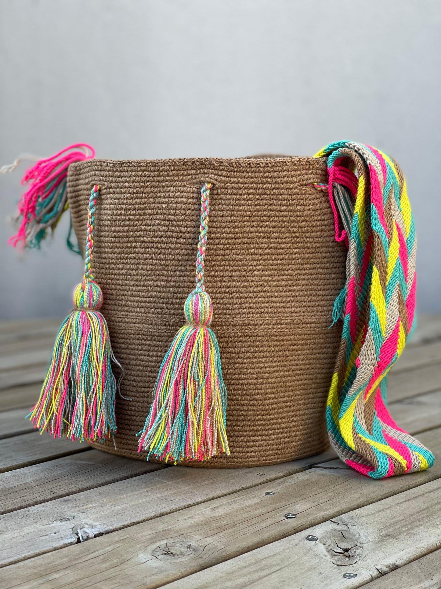 Mochila GRANDE Unicolor Tonos Tierra 🌎(31x28)