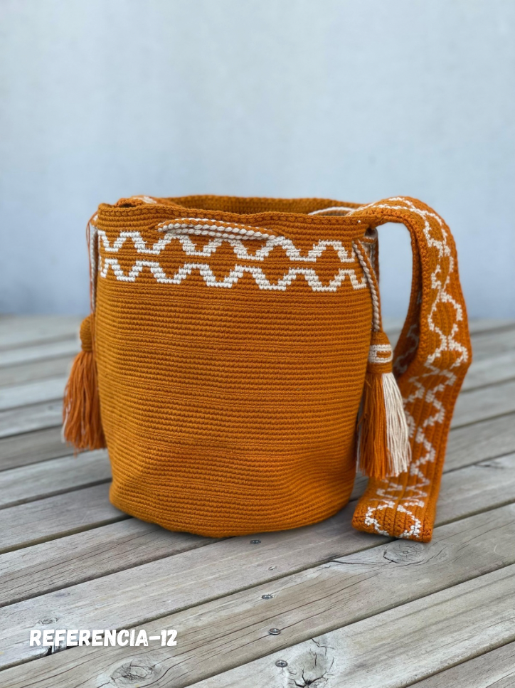 Mochila GRANDE Tonos Pastel 🎂(31x28)