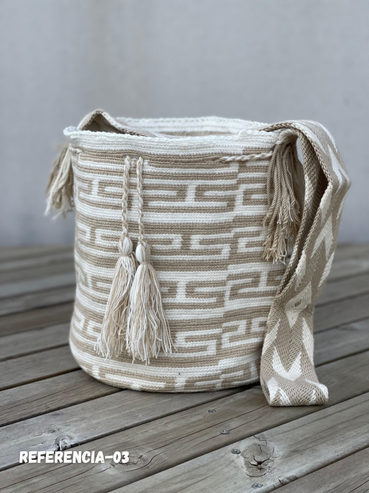 Mochila GRANDE Tonos Tierra🌤️ (31x28)