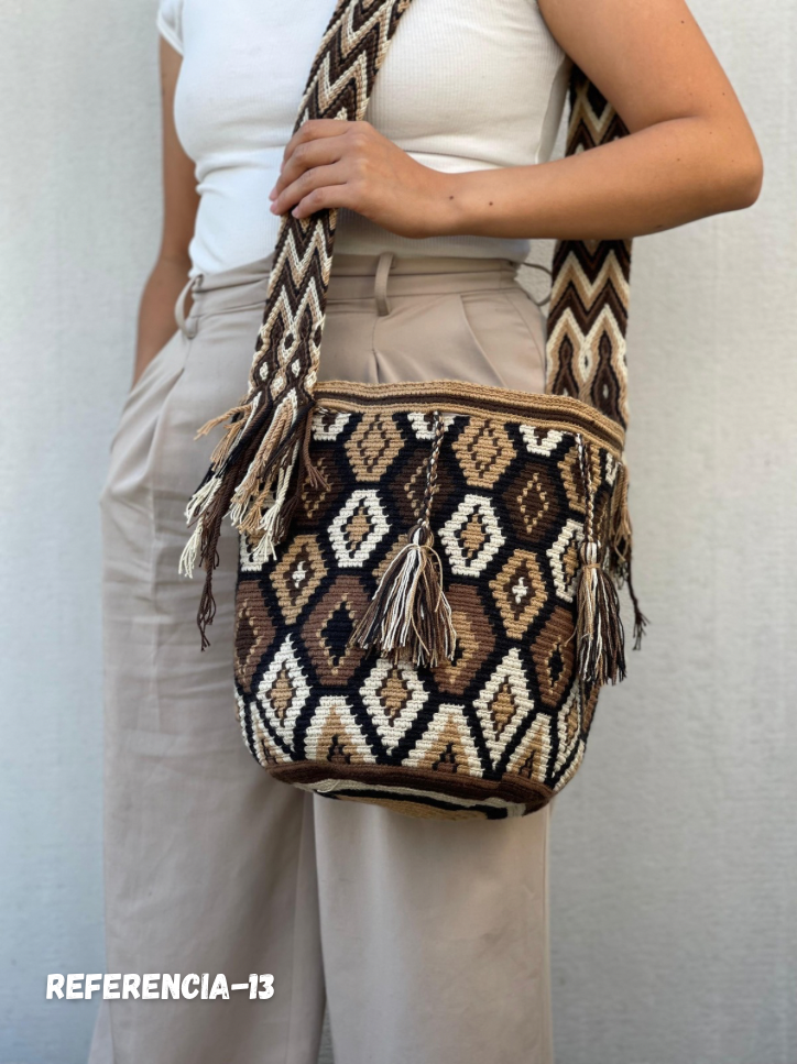 Mochila GRANDE Tonos Tierra🌤️ (31x28)