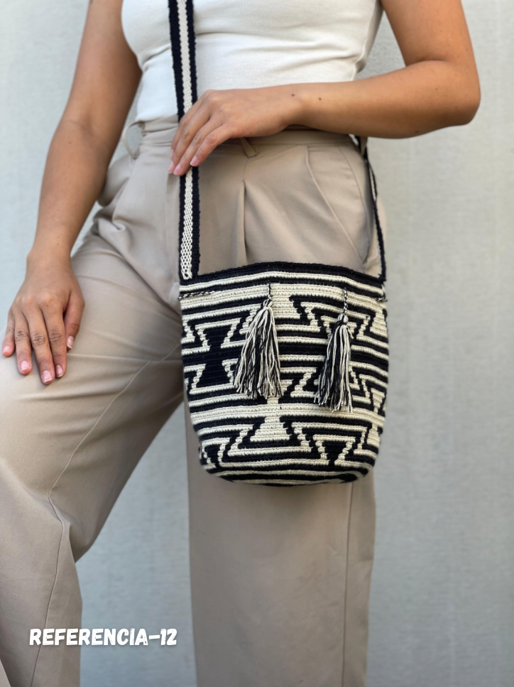 Mochila MEDIANA Exclusiva ⭐️(21x18)