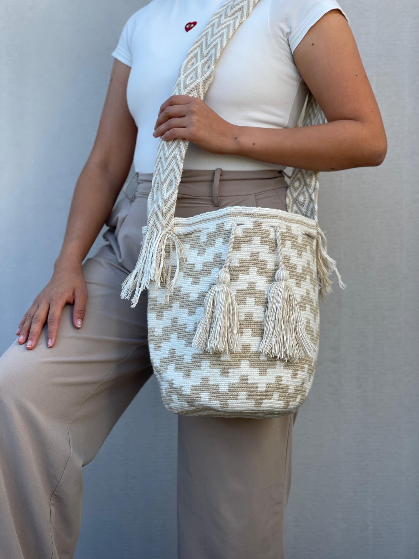 Mochila GRANDE Tonos Tierra🌤️ (31x28)