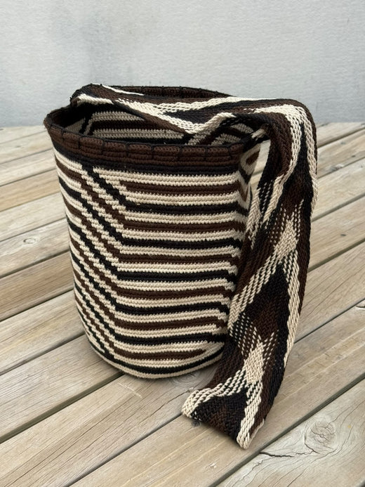 Mochila GRANDE tipo Arhuaca (30x28)