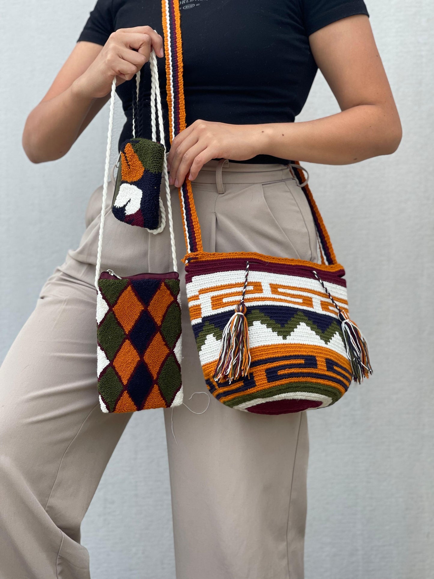 ✨Combo: Mochila MEDIANA Diseño+ Portacelular + (MONEDERO GRATIS) 🎁