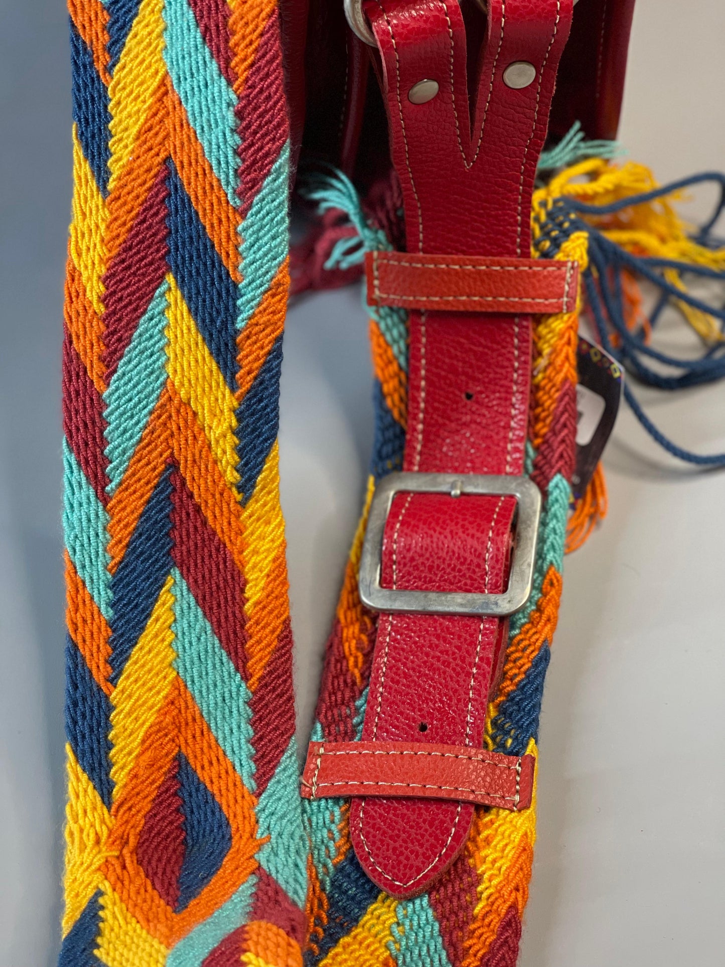 Carriel Wayuu Escarlata