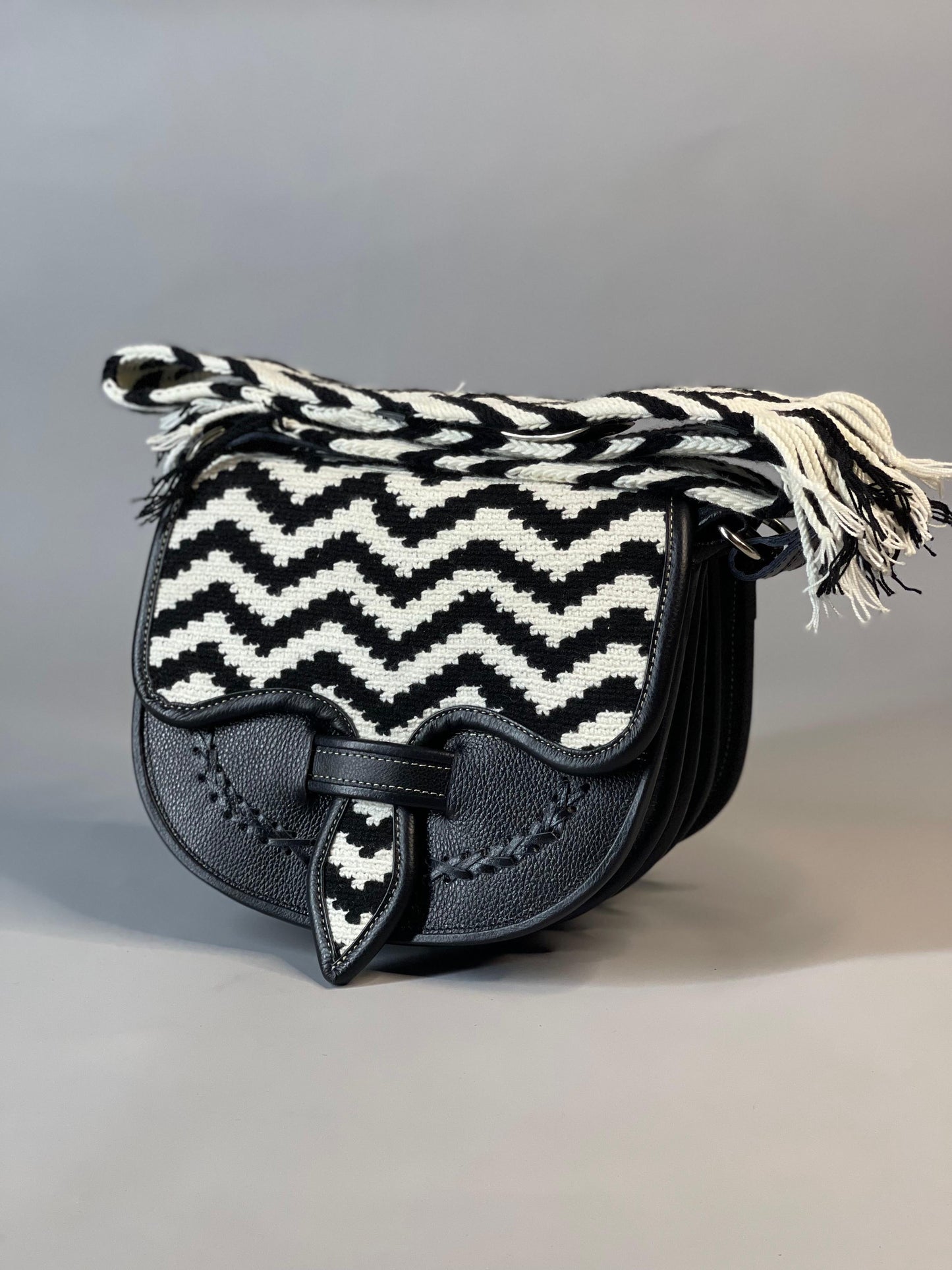 ⭐️ 👜CARRIEL WAYUU (21x26cm)😍