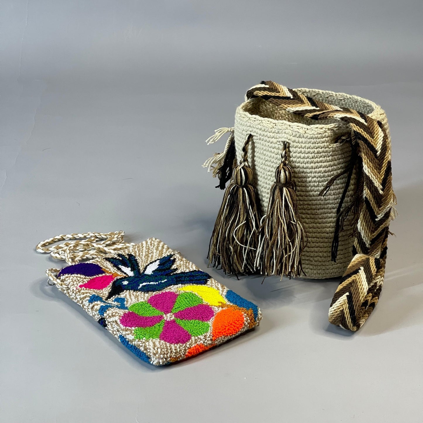 🎒📱 Combo Wayuu: Mochila Pequeña + PortaCelular 🚚✨