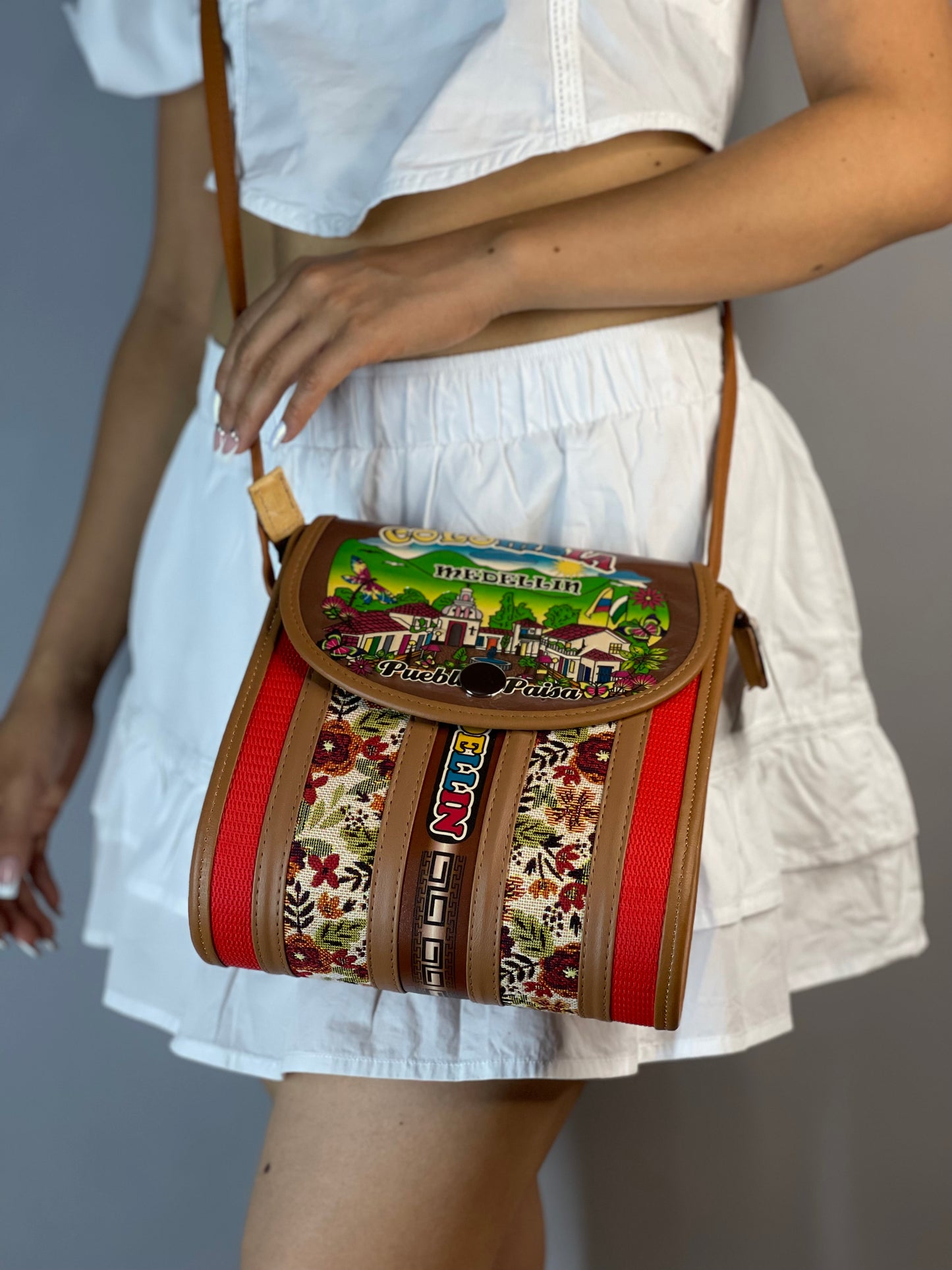 Bolso Cilindro Grande Rojo