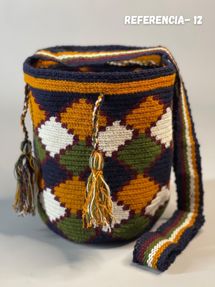 Mochila MEDIANA Tradicional 🎨 (21x18)
