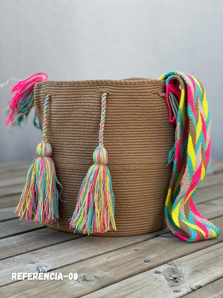 Mochila GRANDE Unicolor Tonos Tierra 🌎(31x28)