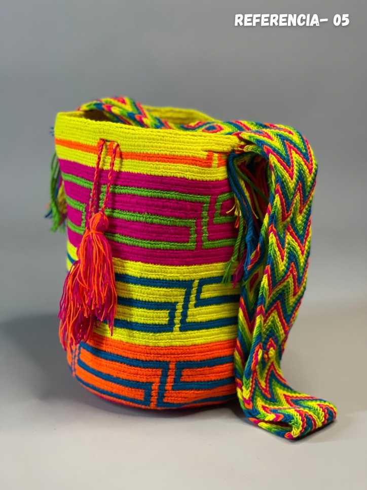 Mochila GRANDE Fiesta Tropical🌴 (31x28)