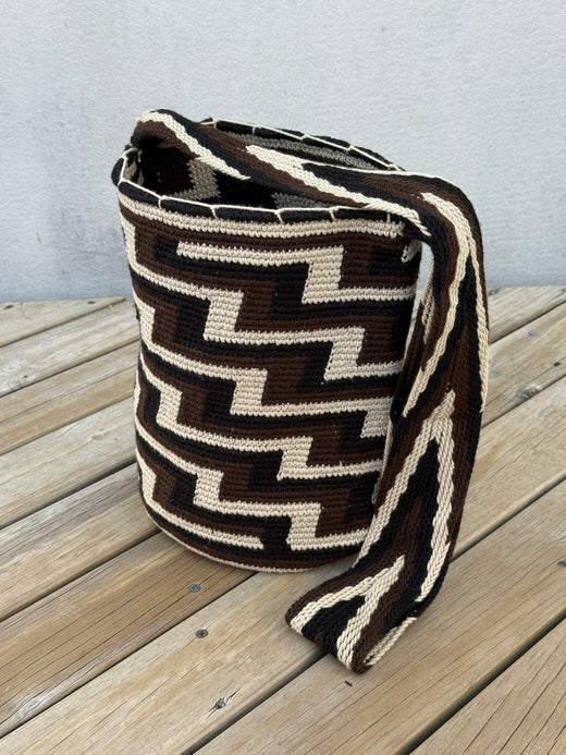 Mochila GRANDE tipo Arhuaca (30x28)