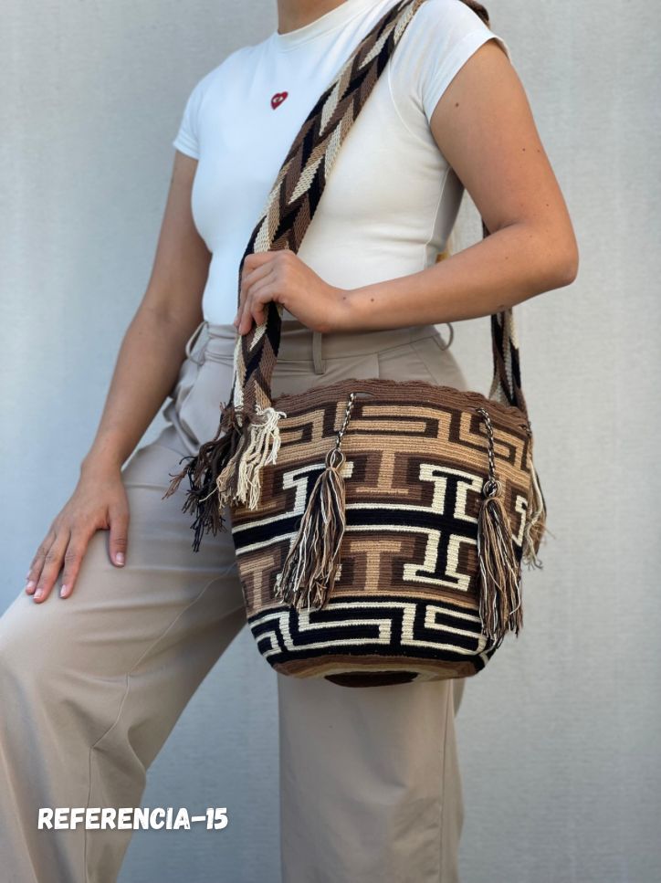 Mochila GRANDE Tonos Tierra🌤️ (31x28)