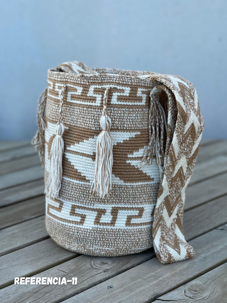 Mochilas GRANDE Diseño Hombre 🔹🩶 (31x28)