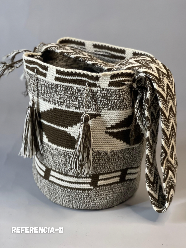 Mochilas GRANDE Diseño Hombre 🔹🩶 (31x28)
