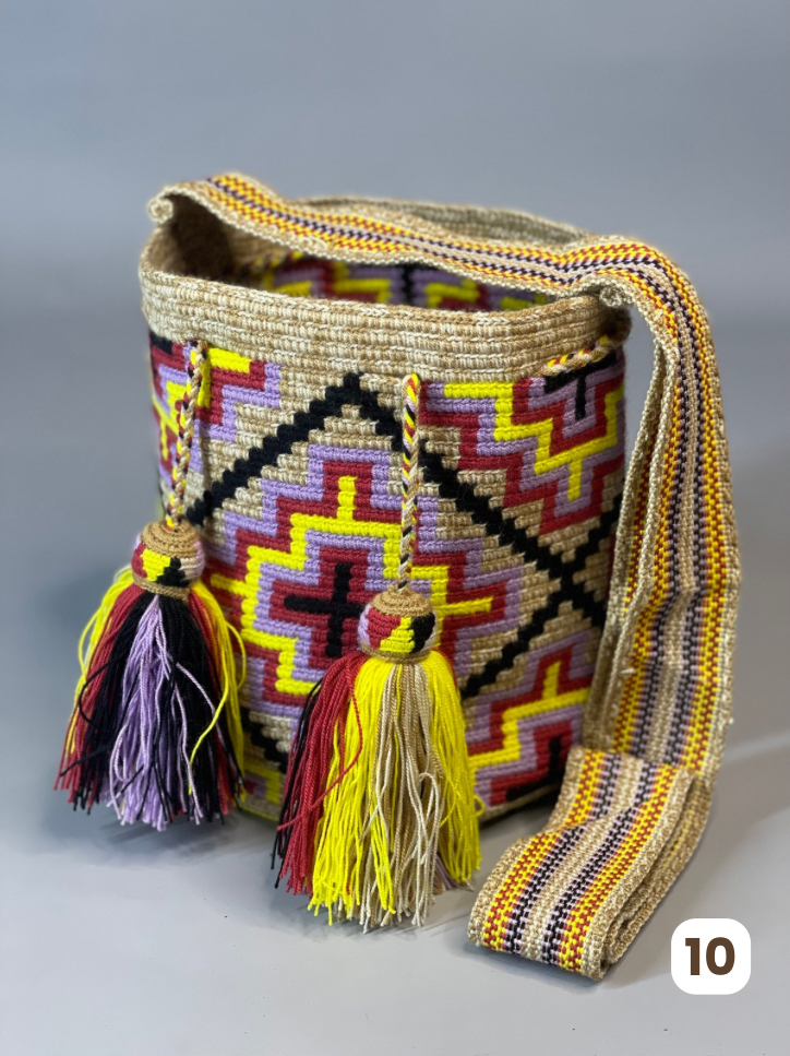 Mochila MEDIANA Colección PREMIUM  🔥⭐️ (22x20)