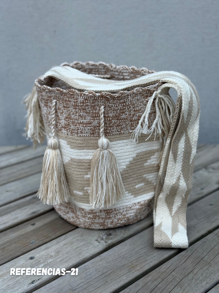 Nuanced Wayuu backpack