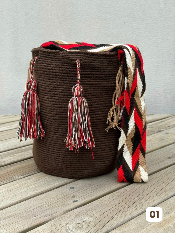 Mochila GRANDE Unicolor Tonos Tierra 🌎(31x28)