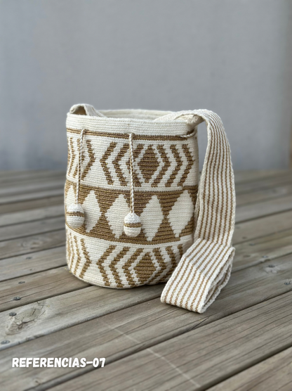 MEDIANA PREMIUM Detalles en SEDA⭐️✨ (22x20)