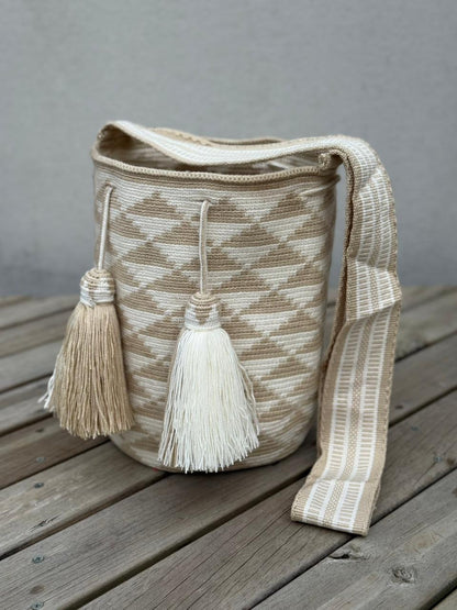 ✨Mochila Gran Reserva de Colección 🏛️🐦‍🔥(32x29 cm)