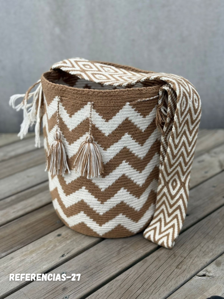 Mochila GRANDE Tonos Tierra🌤️ (31x28)