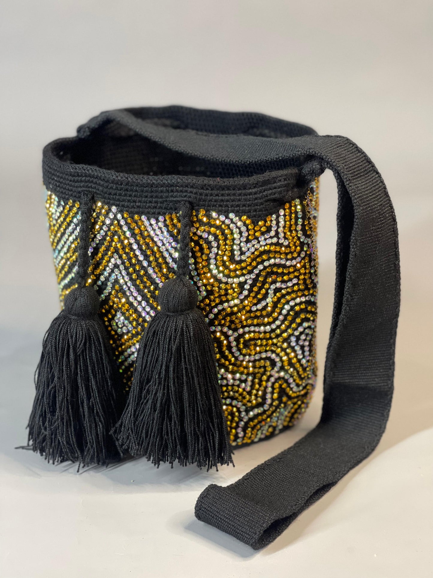 Mochila MEDIANA Perlada💫(22x18)
