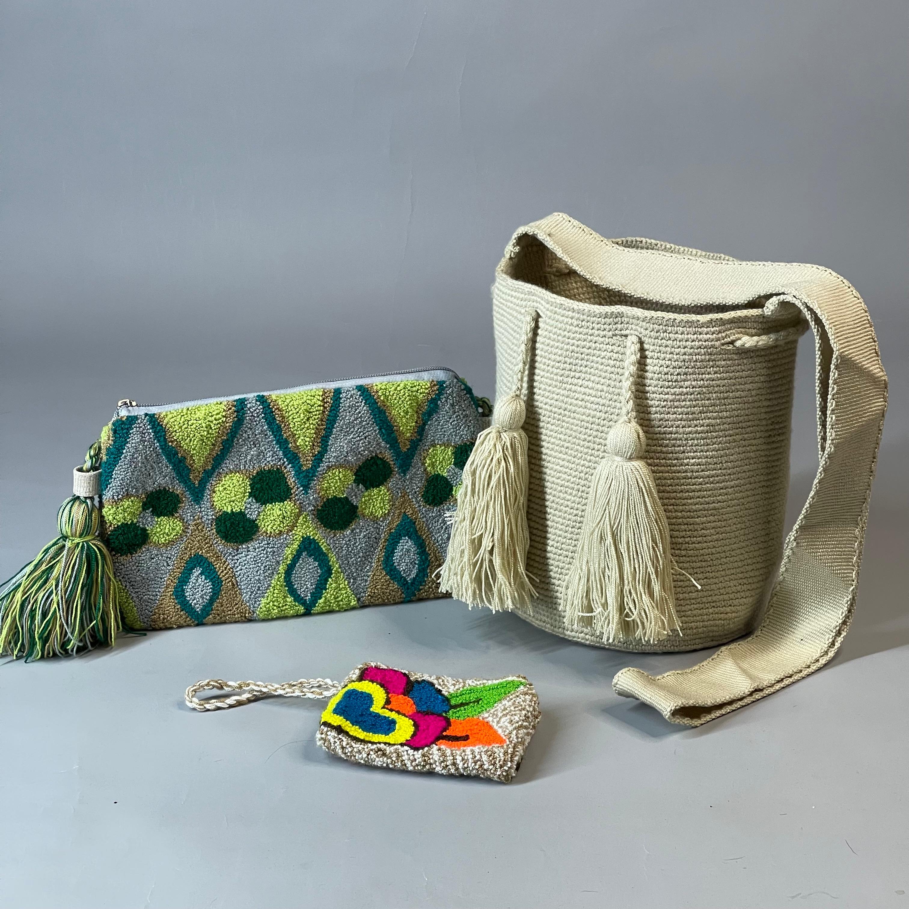 ✨Set: Mochila MEDIANA UNICOLOR+ Sobre + MONEDERO 🎁
