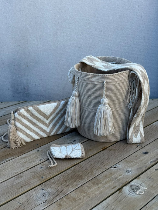 Combo Wayuu: Mochila GRANDE + Monedero + Sobre Artesanal