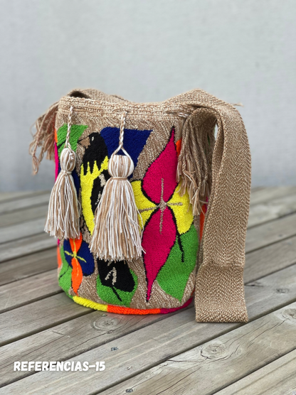 Mochila GRANDE Tapizada (31x28)🦜