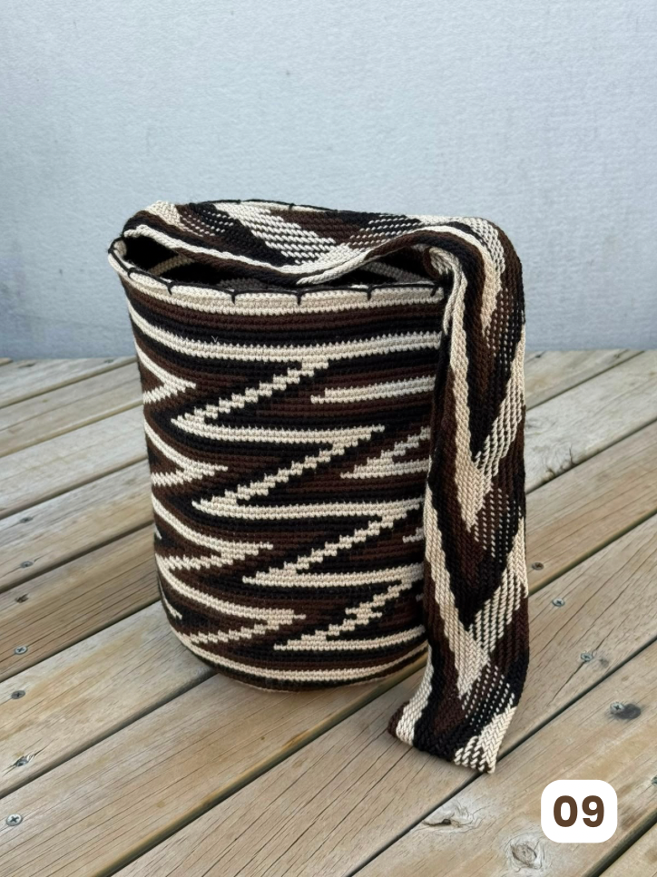 Mochila GRANDE tipo Arhuaca ⭐️🐑(30x28)