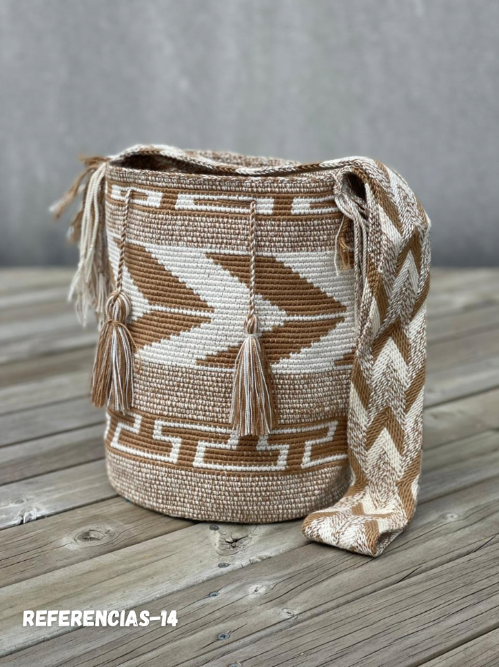 Mochilas GRANDE Matizadas💫 (31x28)