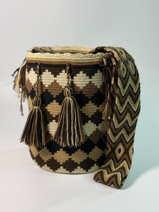 Mochila GRANDE Tonos Tierra🌤️ (31x28)