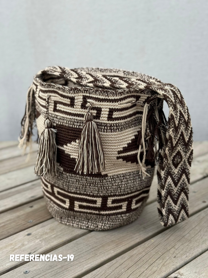 Mochilas GRANDE Diseño Hombre 🔹🩶 (31x28)