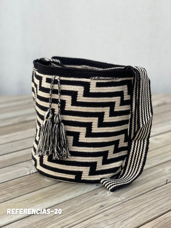 Mochilas GRANDE Diseño PREMIUM 🔥⭐️ (31x28)